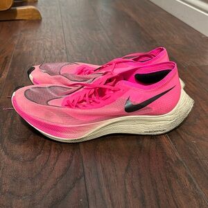 Nike ZoomX Vaporfly Next%, Pink, Size 11.5